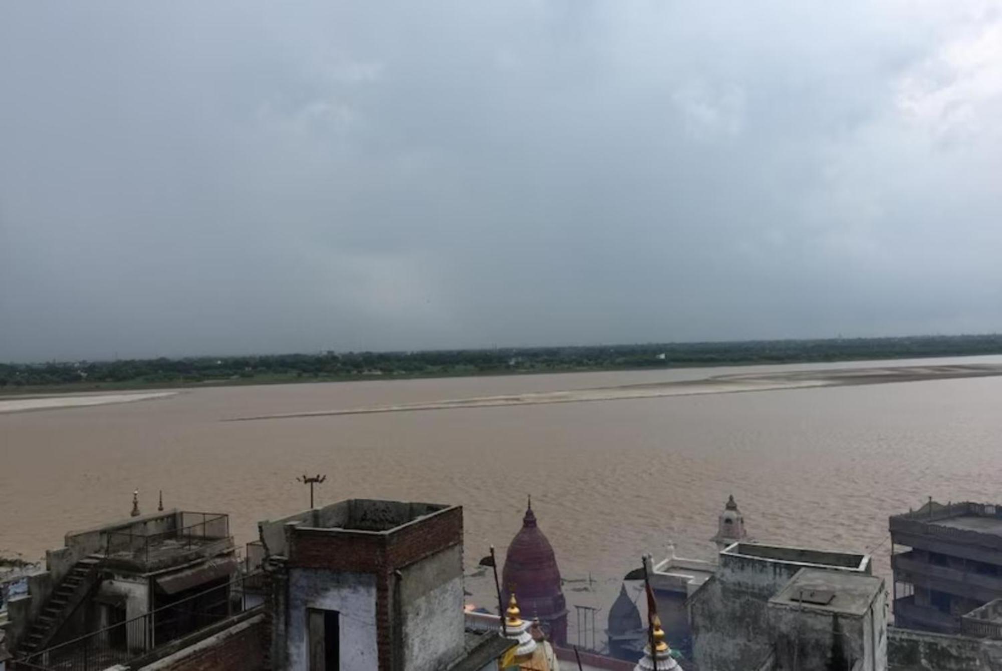 Grg Shanti Guest House Varanasi Near Manikarnika Ghat Exterior photo