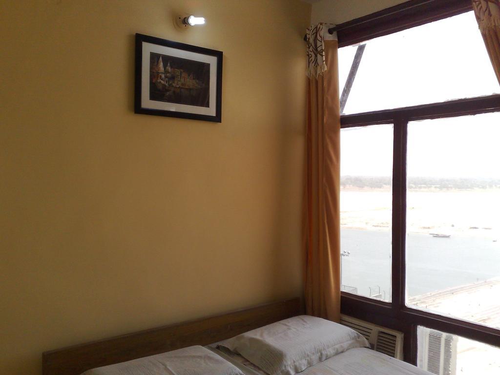 Grg Shanti Guest House Varanasi Near Manikarnika Ghat Exterior photo