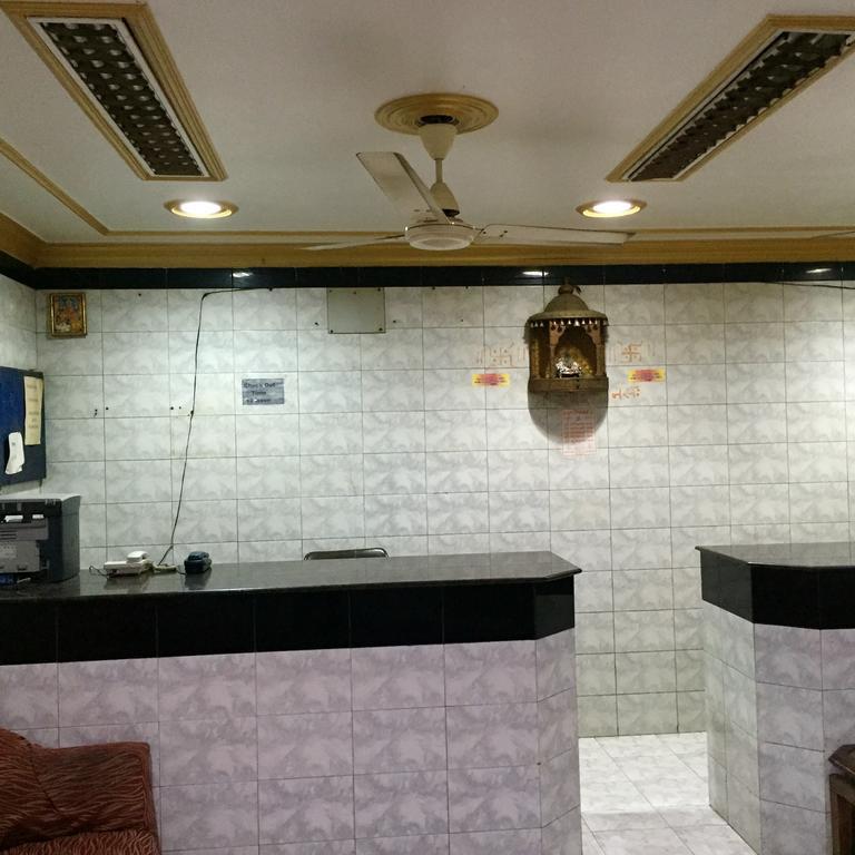 Grg Shanti Guest House Varanasi Near Manikarnika Ghat Exterior photo
