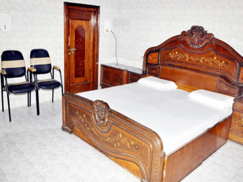 Grg Shanti Guest House Varanasi Near Manikarnika Ghat Exterior photo